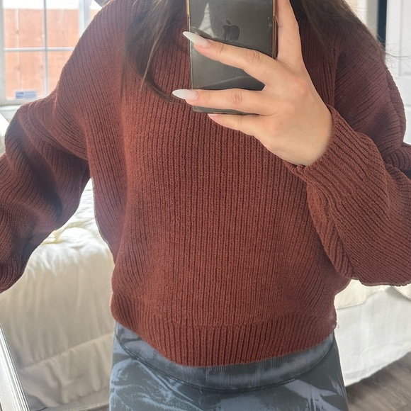 Brown sweater - Picture 3 of 3